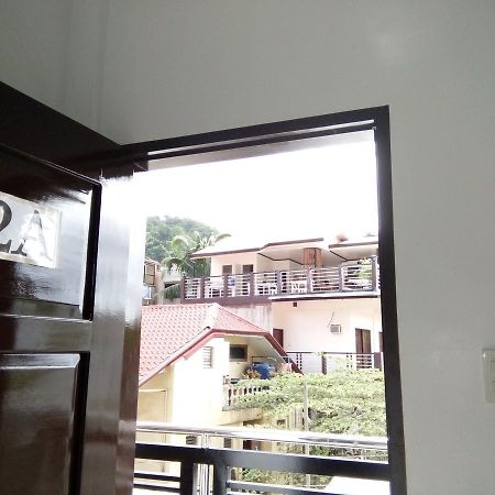 Chelle'S Apartelle - Inn El Nido Exterior photo